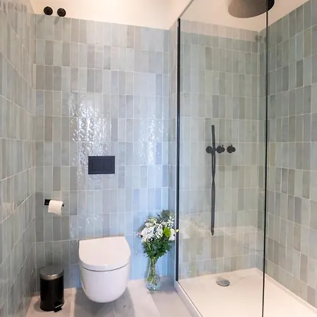 Nuea Torreon * סביליה